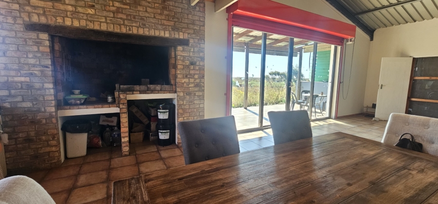 3 Bedroom Property for Sale in Hartebeesfontein Western Cape
